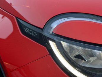 Fiat 600e 54kWh La Prima Auto 5dr