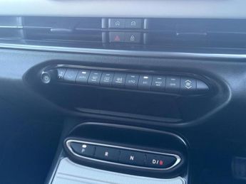 Fiat 600e 54kWh La Prima Auto 5dr