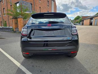 Fiat 600e 54kWh RED SUV 5dr Electric Auto (156 ps)