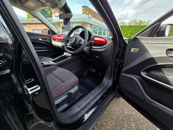 Fiat 600e 54kWh RED SUV 5dr Electric Auto (156 ps)