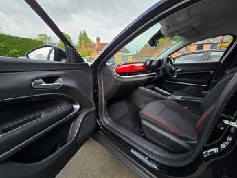 Fiat 600e 54kWh RED SUV 5dr Electric Auto (156 ps)