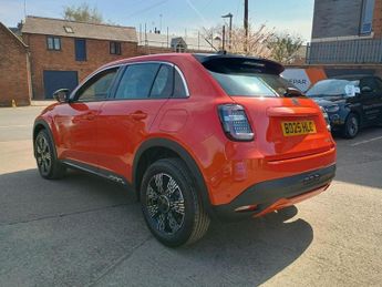 Fiat 600 1.2 MHEV SUV 5dr Petrol Hybrid e-DCT Euro 6 (s/s) (100 ps)