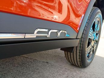 Fiat 600 1.2 MHEV SUV 5dr Petrol Hybrid e-DCT Euro 6 (s/s) (100 ps)