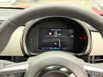 Fiat 600e 54kWh La Prima SUV 5dr Electric Auto (156 ps)