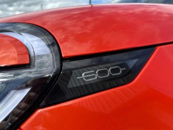 Fiat 600 1.2 MHEV La Prima SUV 5dr Petrol Hybrid e-DCT Euro 6 (s/s) (100 