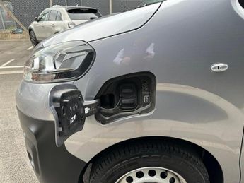 Fiat E-Scudo 50kWh Tecnico Auto SWB 6dr (7kW Charger)