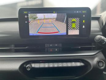 Abarth 600e 54kWh Scorpionissima SUV 5dr Electric Auto (280 ps)