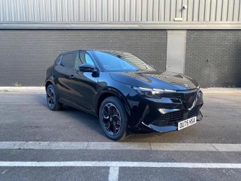 Alfa Romeo Junior 1.2 MHEV Ibrida e-DCT Euro 6 (s/s) 5dr