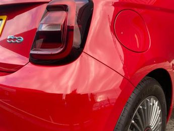 Fiat 500e 42kWh RED Auto 3dr