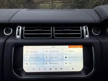 Land Rover Range Rover 3.0h SDV6 Autobiography SUV 5dr Diesel Hybrid Auto 4WD Euro 6 (s