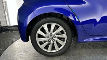 Toyota Yaris 1.5 VVT-h Icon Hatchback 5dr Petrol Hybrid E-CVT Euro 6 (s/s) (1