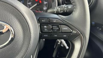 Toyota Yaris 1.5 VVT-h Icon Hatchback 5dr Petrol Hybrid E-CVT Euro 6 (s/s) (1