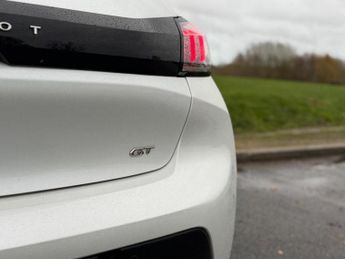 Peugeot E-208 50kWh GT Auto 5dr