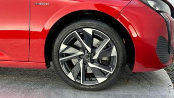 Peugeot 308 SW 1.6 12.4kWh Allure Premium Estate 5dr Petrol Plug-in Hybrid e-EA