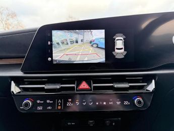 Kia Niro 64.8 kWh 3
