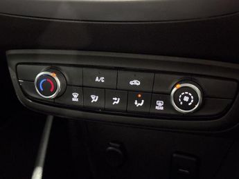 Vauxhall CROSSLAND 1.2 Turbo [130] Design 5dr Auto