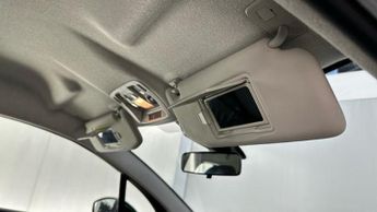 Citroen C3 1.2 PureTech Shine Hatchback 5dr Petrol EAT6 Euro 6 (s/s) (110 p