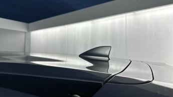 Honda CR-V 2.0 h i-MMD SE SUV 5dr Petrol Hybrid eCVT 4WD Euro 6 (s/s) (184 