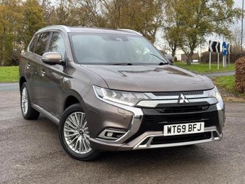 Mitsubishi Outlander 2.4h TwinMotor 13.8kWh 4hs CVT 4WD Euro 6 (s/s) 5dr