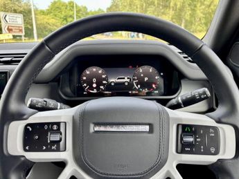 Land Rover Defender 110 3.0 D350 MHEV X-Dynamic HSE Hard Top SUV Auto 4WD MWB Euro 6 (s/