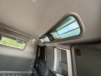 Land Rover Defender 110 3.0 D350 MHEV X-Dynamic HSE Hard Top SUV Auto 4WD MWB Euro 6 (s/