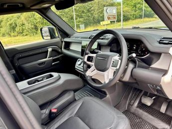 Land Rover Defender 110 3.0 D350 MHEV X-Dynamic HSE Hard Top SUV Auto 4WD MWB Euro 6 (s/