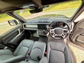 Land Rover Defender 110 3.0 D350 MHEV X-Dynamic HSE Hard Top SUV Auto 4WD MWB Euro 6 (s/