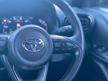 Toyota Yaris Cross 1.5 VVT-h Design E-CVT Euro 6 (s/s) 5dr