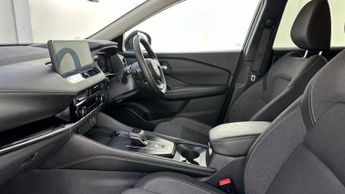 Nissan Qashqai 1.3 DIG-T MHEV N-Connecta SUV 5dr Petrol Hybrid XTRON Euro 6 (s/