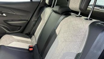 Peugeot E-2008 50kWh GT Premium SUV 5dr Electric Auto (136 ps)