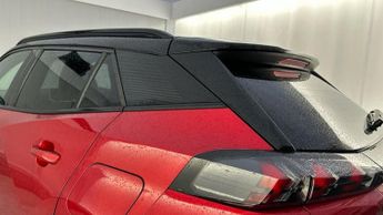 Peugeot E-2008 50kWh GT Premium SUV 5dr Electric Auto (136 ps)