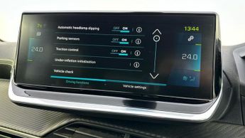 Peugeot E-2008 50kWh GT Premium SUV 5dr Electric Auto (136 ps)