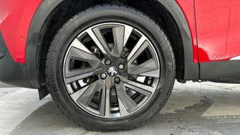 Peugeot E-2008 50kWh GT Premium SUV 5dr Electric Auto (136 ps)