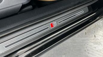 Audi Q2 1.5 TFSI CoD 35 S line SUV 5dr Petrol S Tronic Euro 6 (s/s) (150