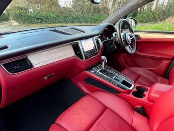 Porsche Macan 3.6T V6 Turbo PDK 4WD Euro 6 (s/s) 5dr