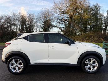 Nissan Juke 1.0 DIG-T Acenta DCT Auto Euro 6 (s/s) 5dr