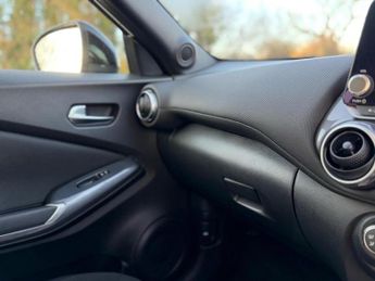 Nissan Juke 1.0 DIG-T Acenta DCT Auto Euro 6 (s/s) 5dr