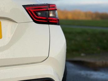 Nissan Juke 1.0 DIG-T Acenta DCT Auto Euro 6 (s/s) 5dr