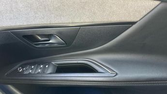 Peugeot 3008 1.2 PureTech GT SUV 5dr Petrol EAT Euro 6 (s/s) (130 ps)