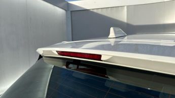 Toyota Corolla 1.8 VVT-h GPF Icon Tech Hatchback 5dr Petrol Hybrid CVT Euro 6 (