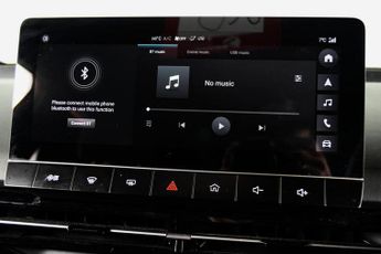 MG MG4 64kWh Trophy Long Range Hatchback 5dr Electric Auto (203 ps)