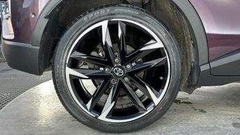 Toyota C-HR 1.8 VVT-h GR SPORT SUV 5dr Petrol Hybrid CVT Euro 6 (s/s) (122 p