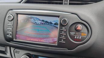 Toyota Yaris 1.5 VVT-h Excel Hatchback 5dr Petrol Hybrid E-CVT Euro 6 (s/s) (
