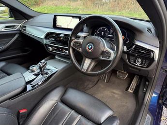 BMW 5 Series 3.0 530d M Sport Touring Auto Euro 6 (s/s) 5dr