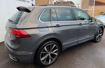 Volkswagen Tiguan 1.5 TSI R-Line SUV 5dr Petrol DSG | Service History | Part Leath