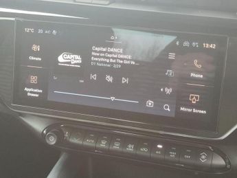 Alfa Romeo Junior 1.2 MHEV Ibrida e-DCT Euro 6 (s/s) 5dr