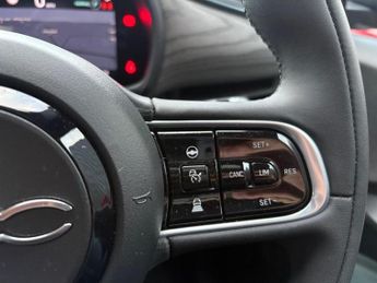 Fiat 500e 42kWh Giorgio Armani Auto 3dr