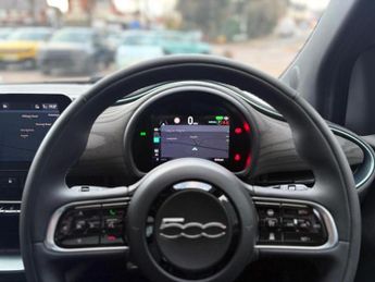Fiat 500e 42kWh Giorgio Armani Auto 3dr