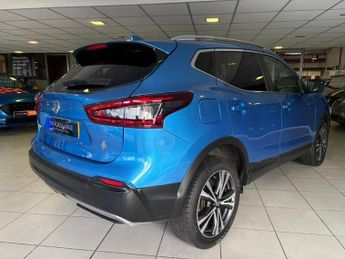 Nissan Qashqai 1.3 DIG-T N-Connecta SUV 5dr Petrol DCT Auto