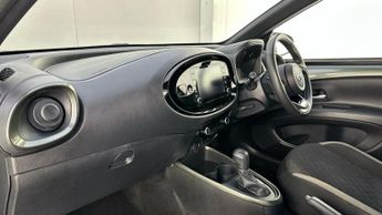 Toyota Aygo X 1.0 VVT-i Edge Hatchback 5dr Petrol x-shift Euro 6 (s/s) (72 ps)